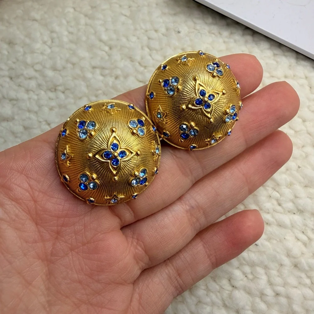 💙✨ Goossens Paris Gold & Blue Crystal Clip-On Earrings💙✨ - Picture 6 of 9
